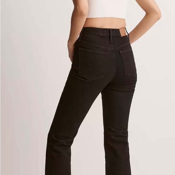 Madewell Flare Jeans - Size 28x30 Standard - Picture 3 of 6